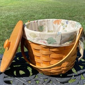 2000 Longaberger Medium Fruit Basket